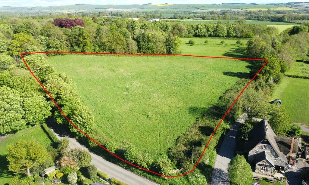 Property in Burnham Market Norfolk with large garden and land value potential